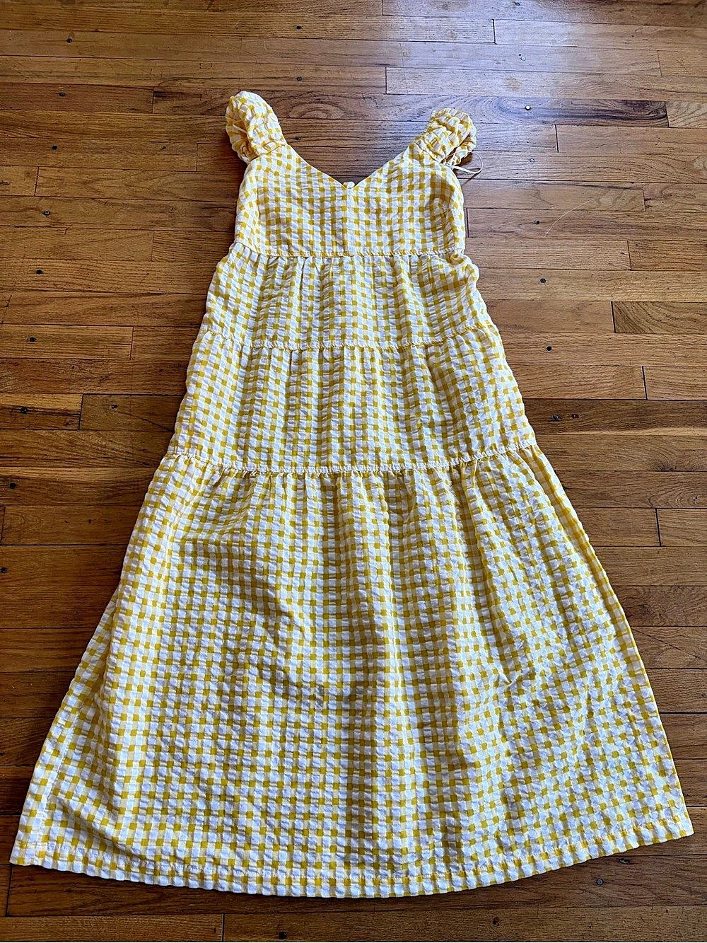 Old Navy Fit & Flare Tiered Seersucker All-Day Maxi DressYellowGingham w/pockets